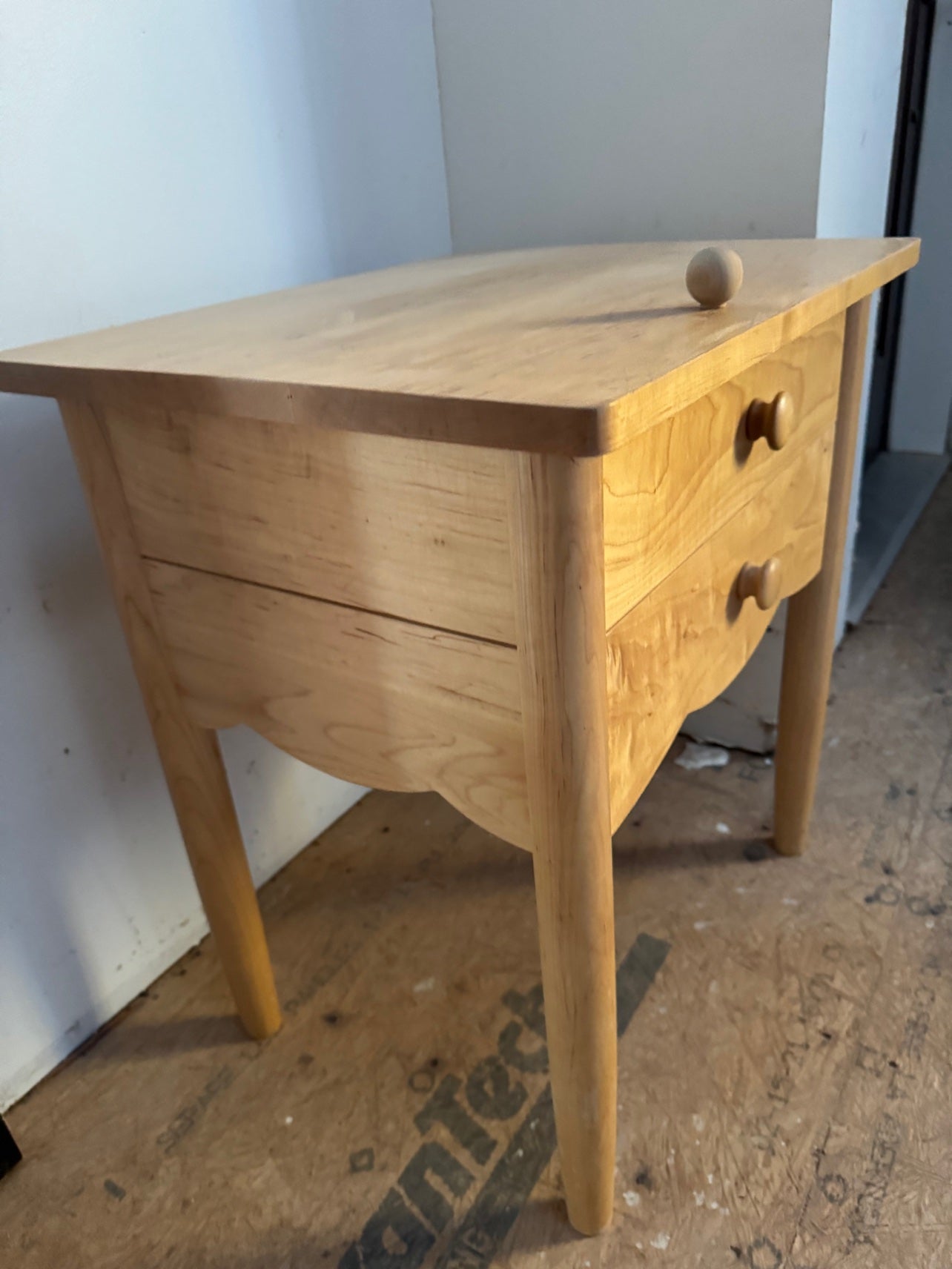 The nightstand, side view